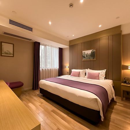 Shanghai-Deco Hotel-Free Shuttle Bus To Pudong Airport And Disneyland Exteriér fotografie