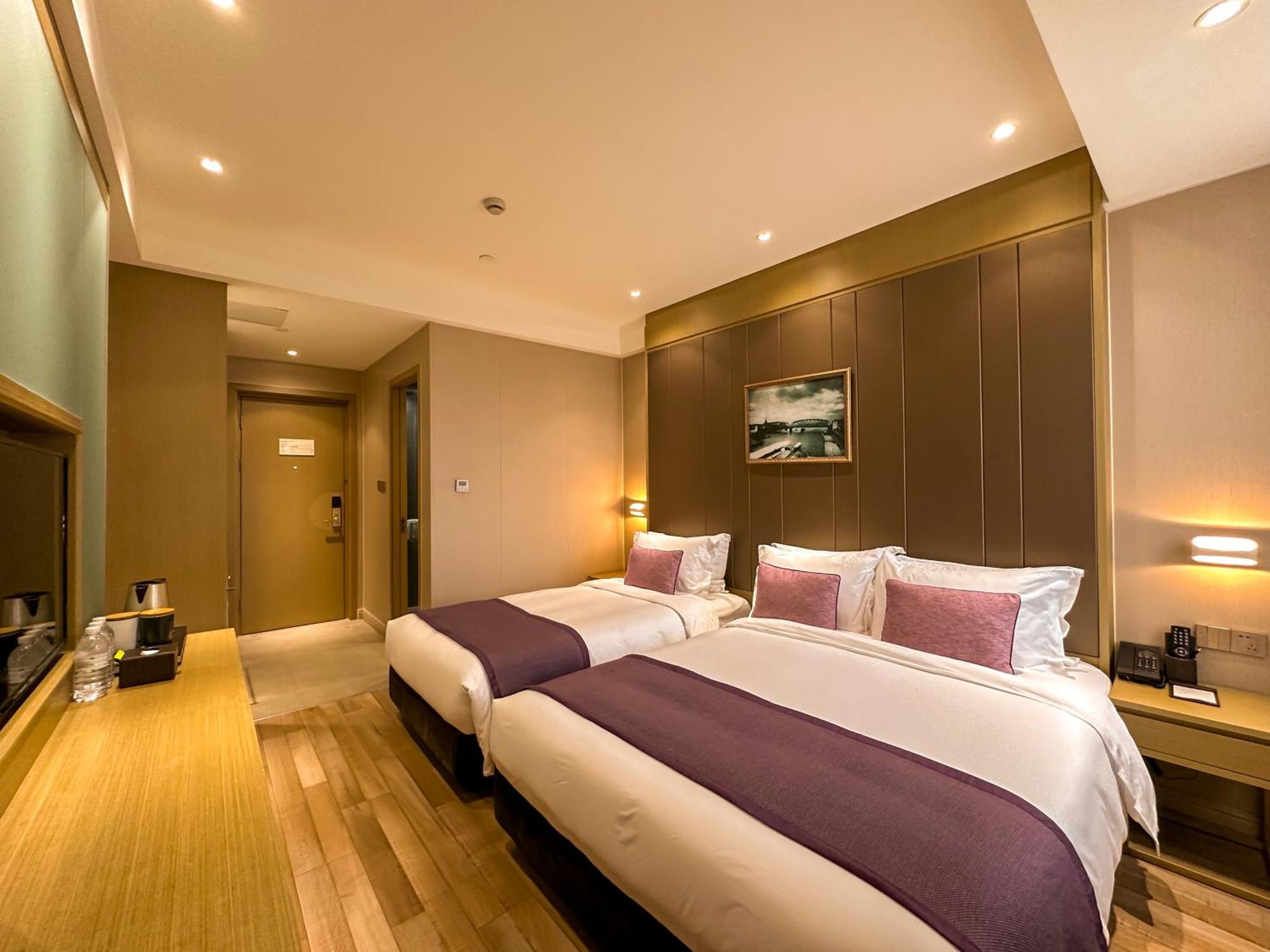 Shanghai-Deco Hotel-Free Shuttle Bus To Pudong Airport And Disneyland Exteriér fotografie