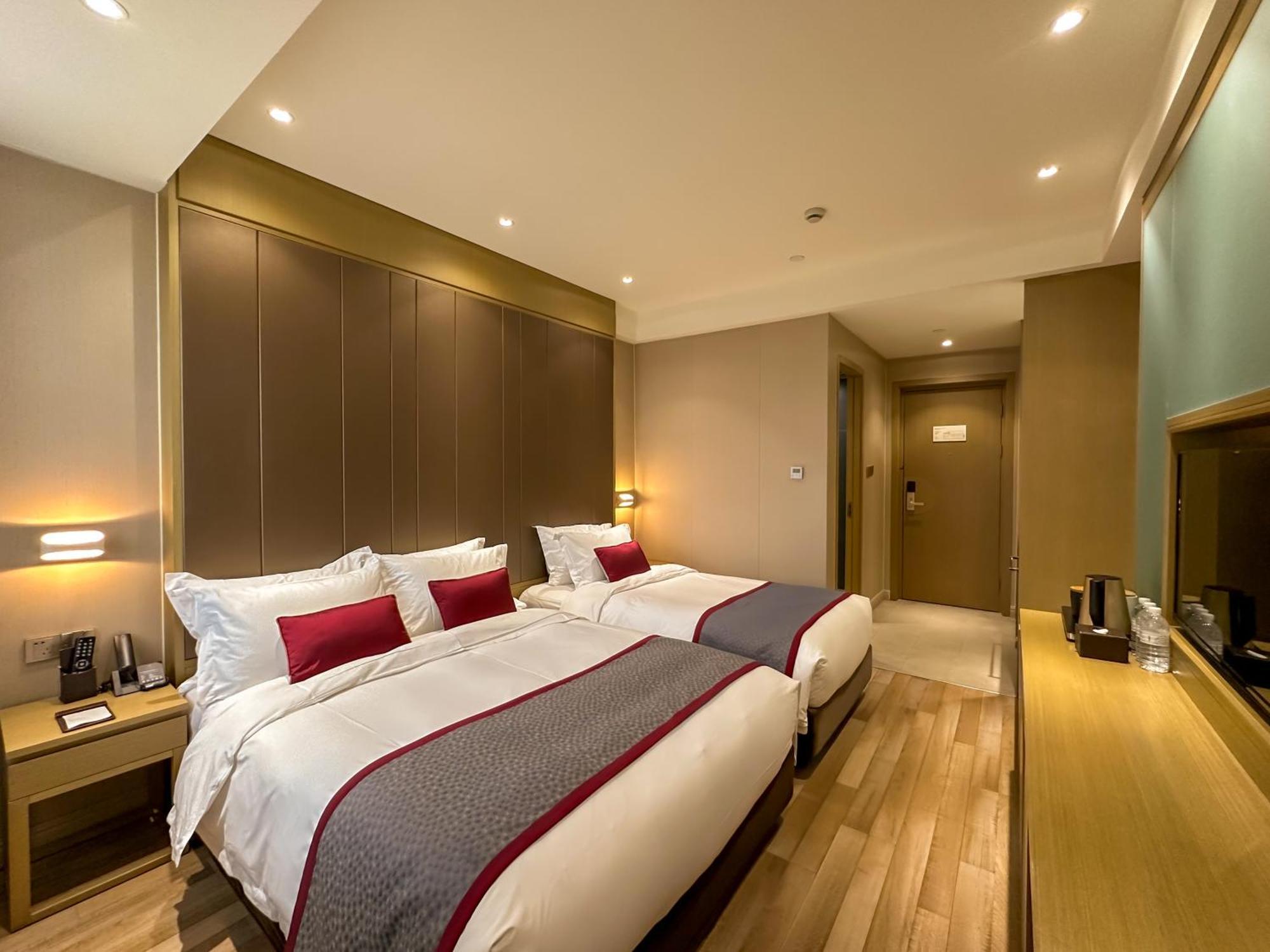 Shanghai-Deco Hotel-Free Shuttle Bus To Pudong Airport And Disneyland Exteriér fotografie