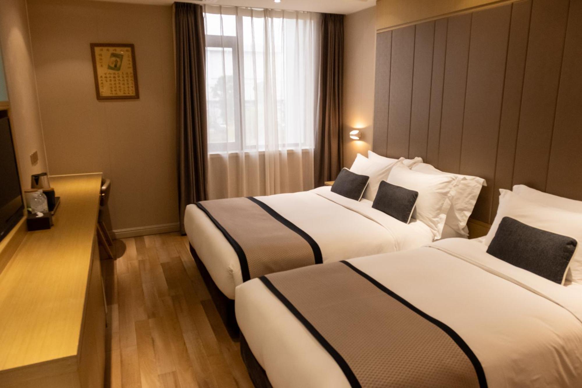 Shanghai-Deco Hotel-Free Shuttle Bus To Pudong Airport And Disneyland Exteriér fotografie