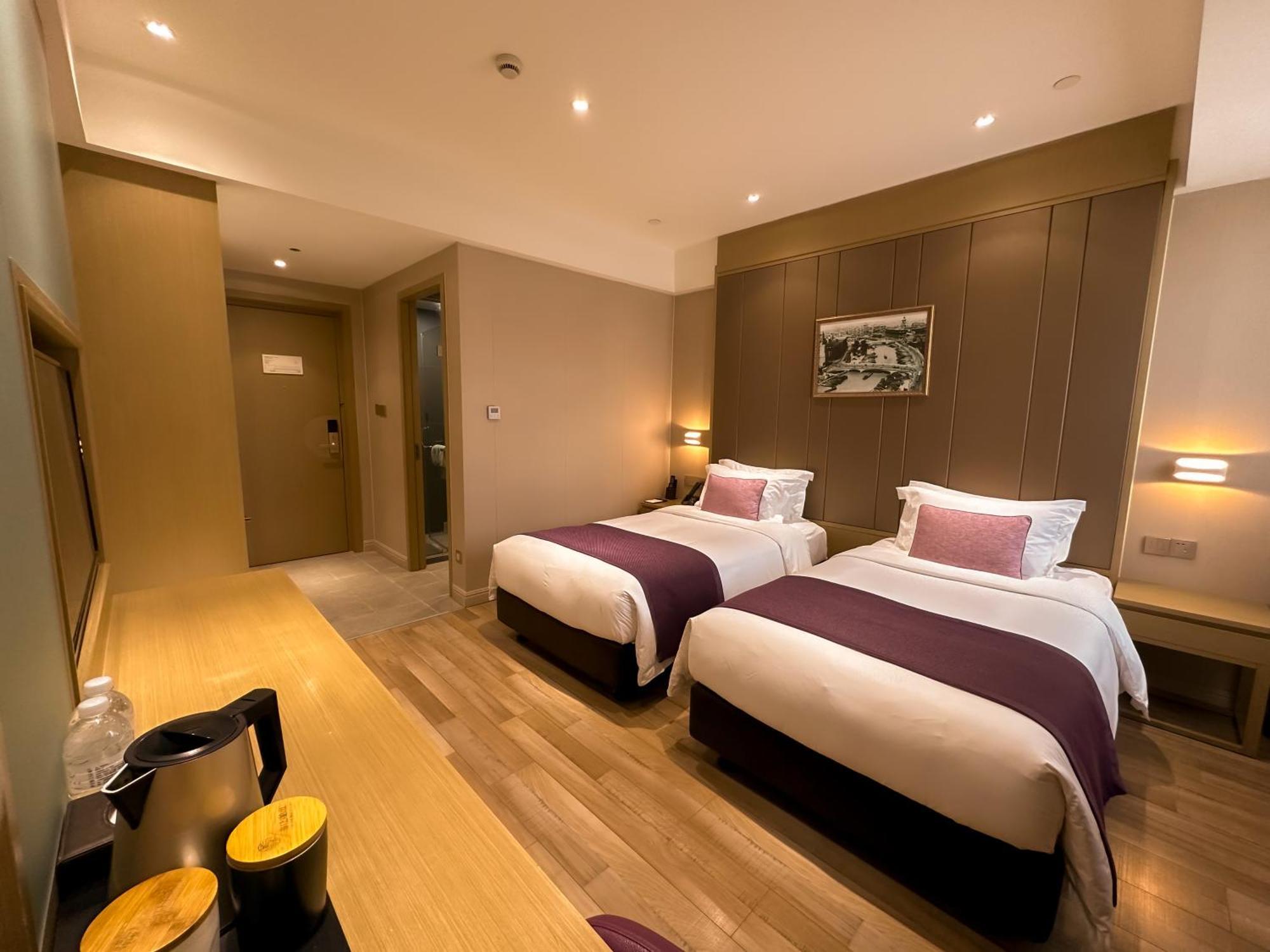 Shanghai-Deco Hotel-Free Shuttle Bus To Pudong Airport And Disneyland Exteriér fotografie