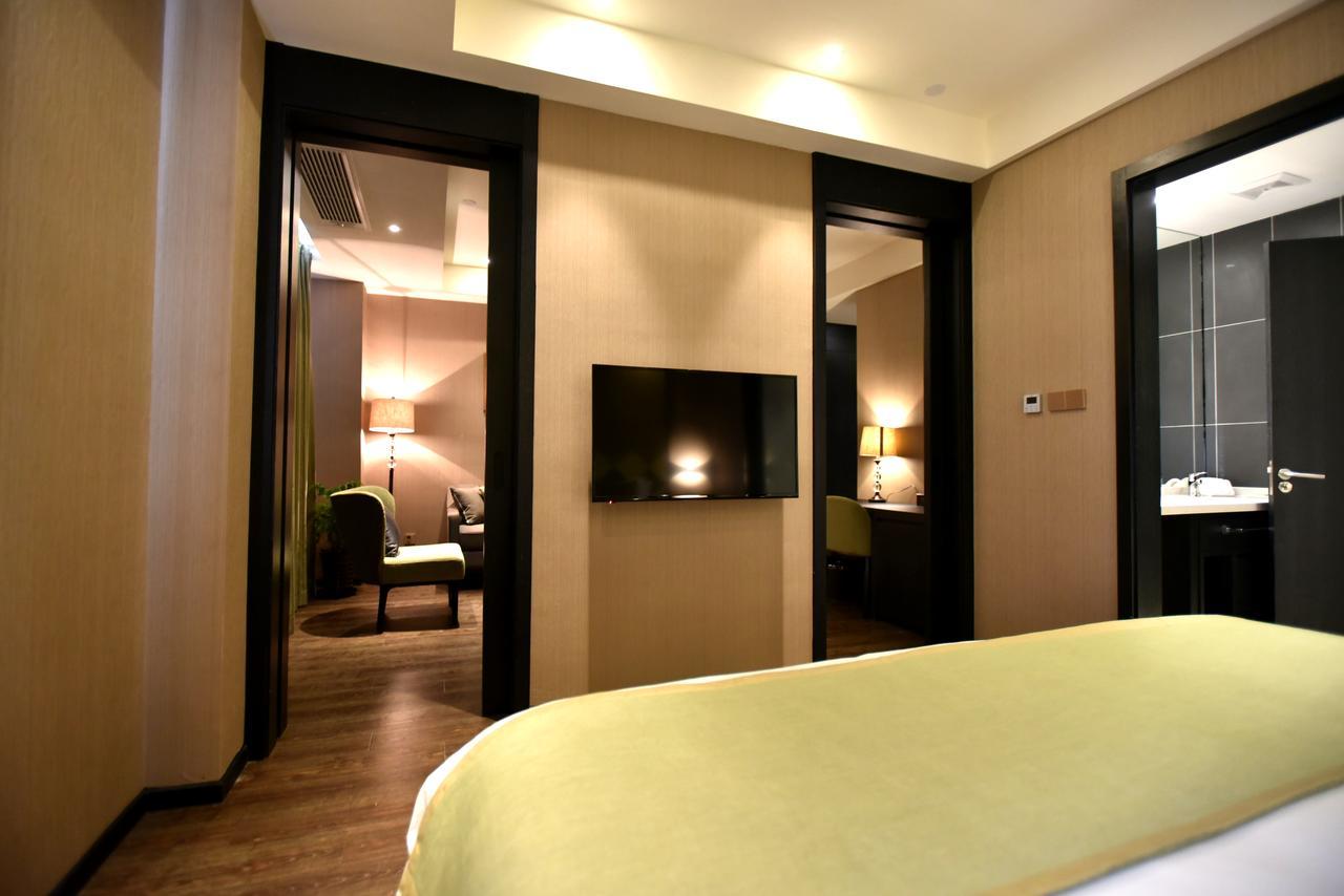 Shanghai-Deco Hotel-Free Shuttle Bus To Pudong Airport And Disneyland Exteriér fotografie