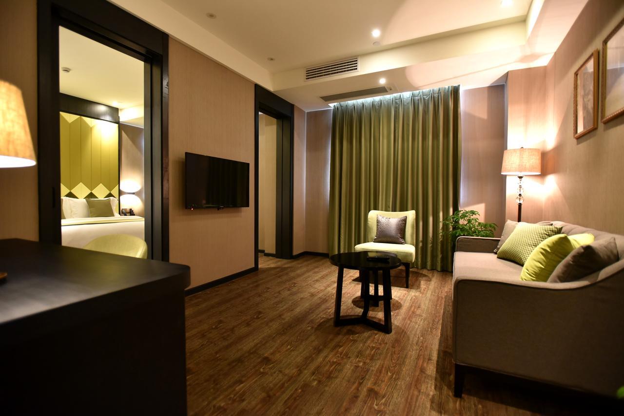 Shanghai-Deco Hotel-Free Shuttle Bus To Pudong Airport And Disneyland Exteriér fotografie